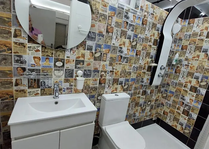 The Ketchs House Pensión Montijo